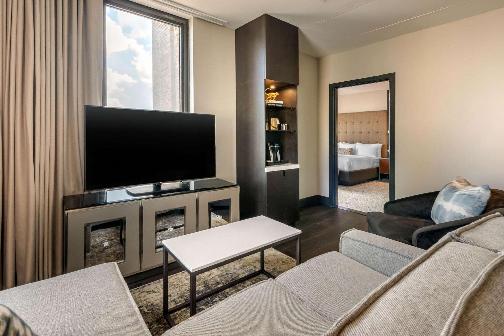 Cambria Hotel Houston Downtown Convention Center Exteriér fotografie